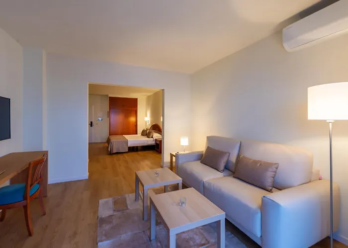 Iroco Hostal